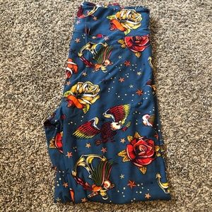 SOLD💜Lularoe Tattoo TC Leggings